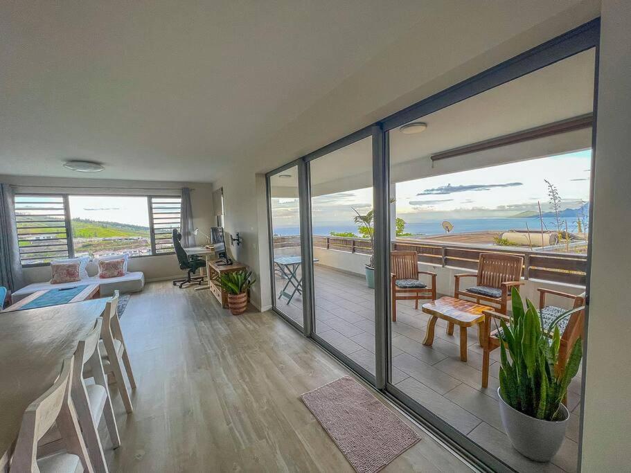 Rõdu või terrass majutusasutuses Fare Miri Ata Premium - 107m2 Panoramic view