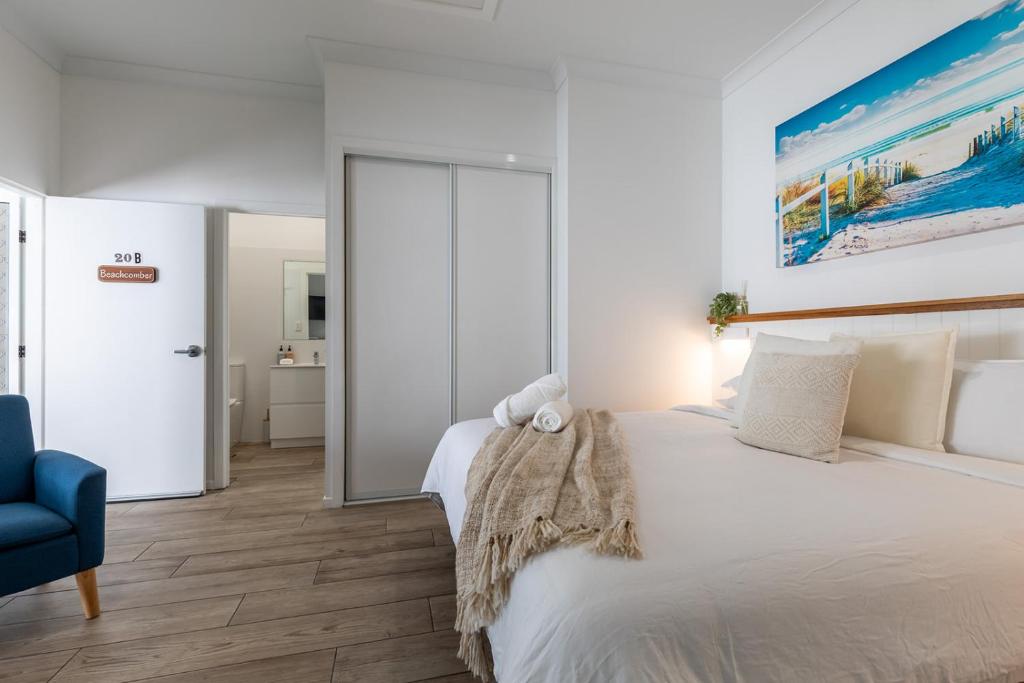 Postel nebo postele na pokoji v ubytování Beachcomber in Agnes