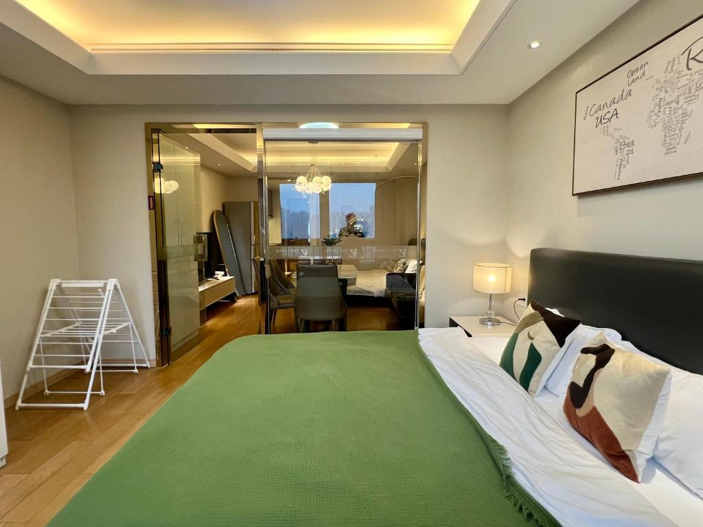 Shanghai Lerongju Boutique Shanghai Apartment - Familienzimmer