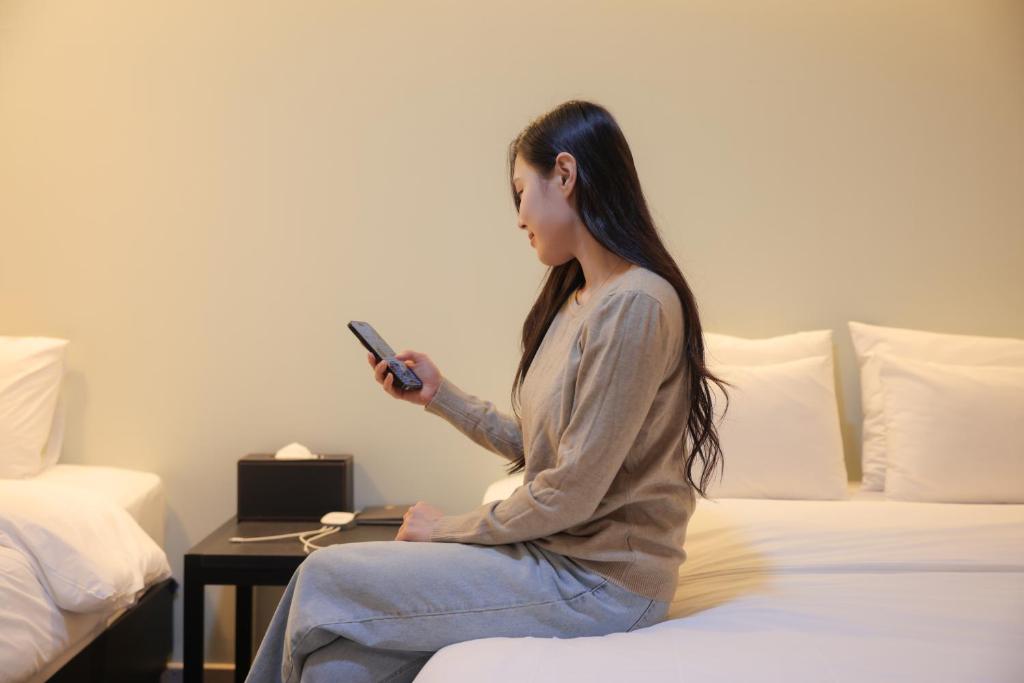목포 VIP호텔 객실 침대
