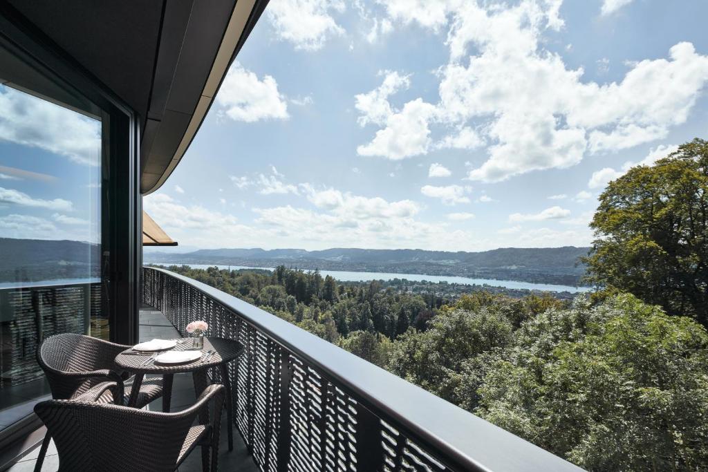 The Dolder Grand - City and Spa Resort Zurich - Deluxe Junior Suite With Balcony And Lake View
