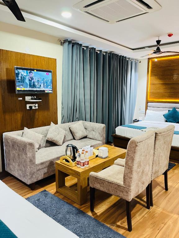 AFFLUENCE Hotel - Deluxe Family Suite