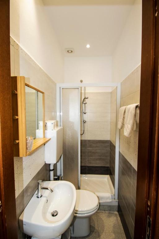 Koupelna v ubytování Hotel Baia