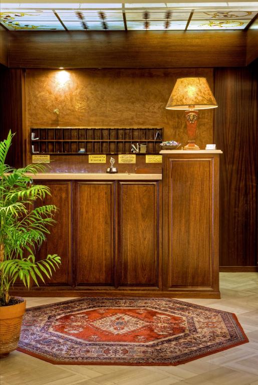 Nicola Hotel - Resim 13