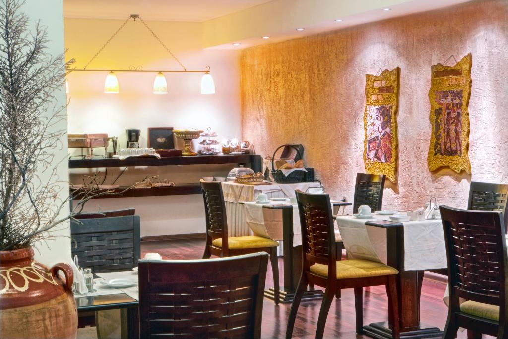 Nicola Hotel - Resim 28