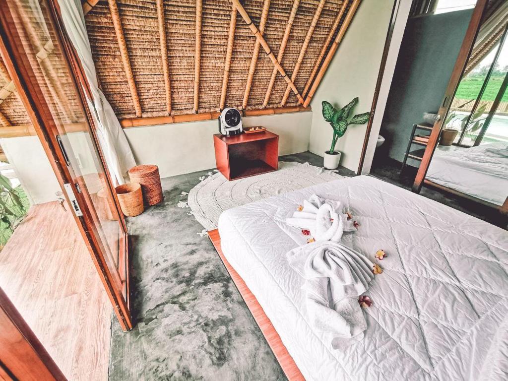 Capila Villa Bali - Barong Double Room