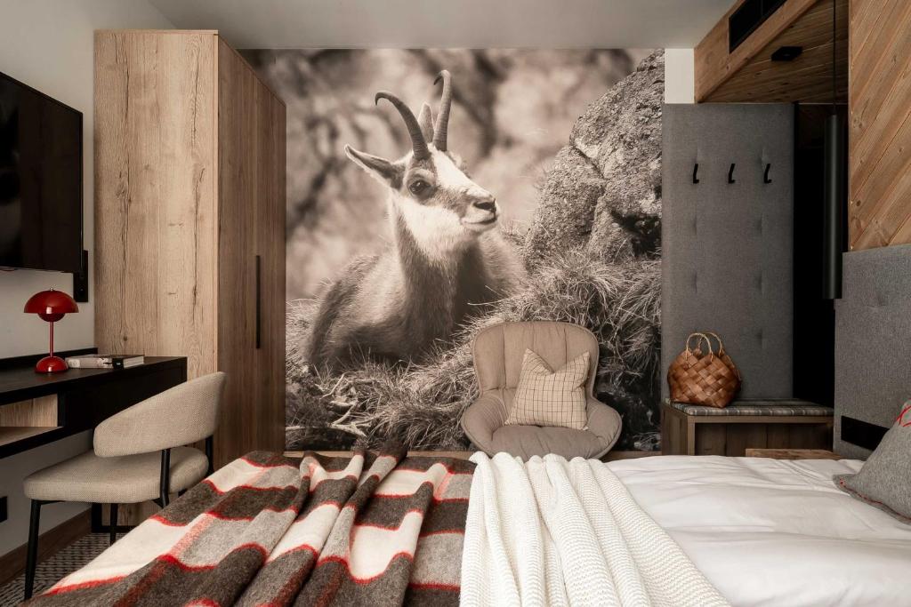 Postel nebo postele na pokoji v ubytování Stefanova Zakopane Aparthotel & Spa