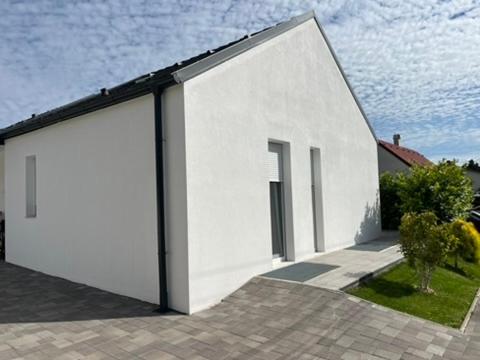 Modern, Stílusos Apartman Paloznakon 8229 Paloznak, 5 Napsugár utca kép - 1