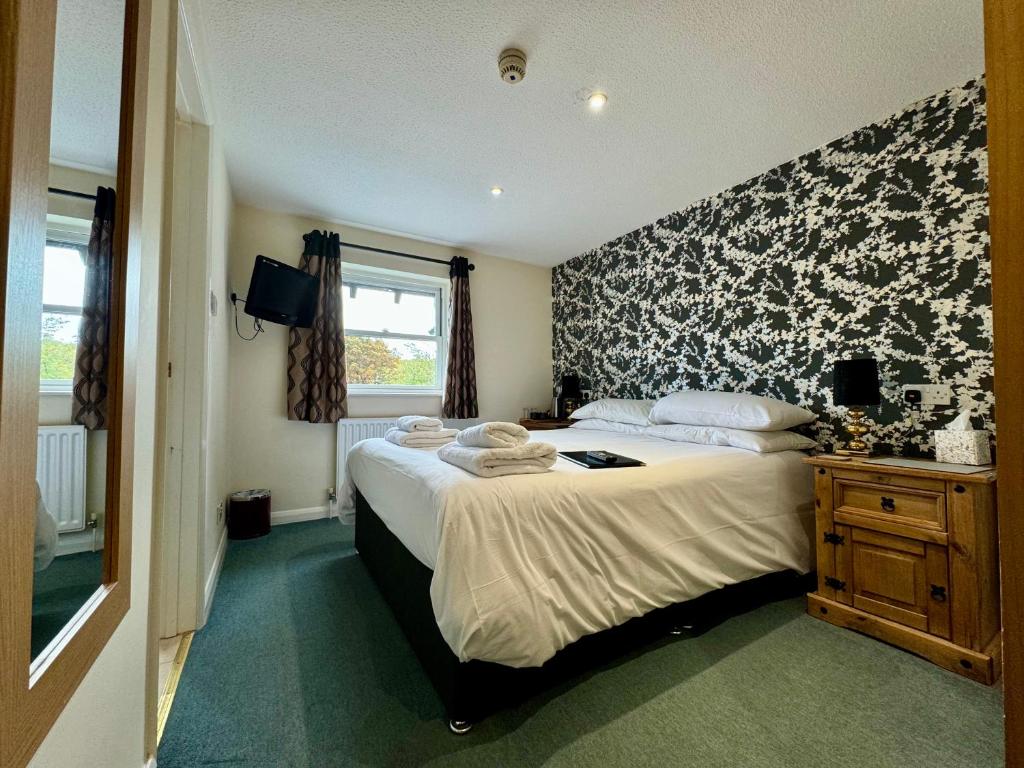 The Half Moon - Standard King Room