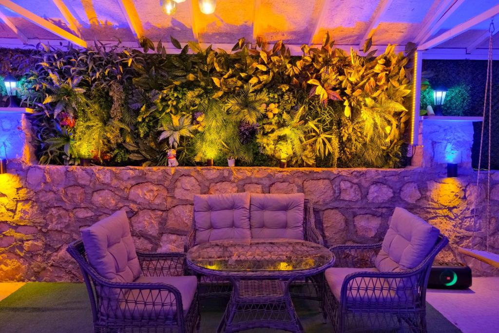 A seating area at Villa SOLEMARE DEMRE