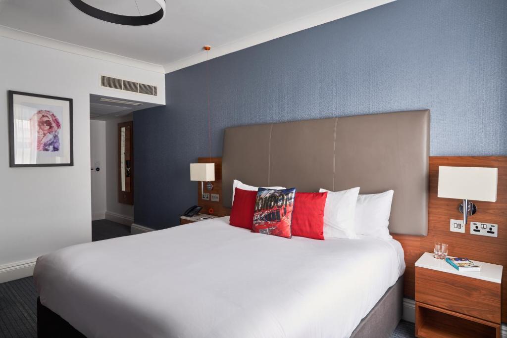 
Classic Accessible Double
