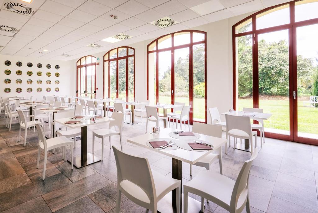 Restaurace v ubytování Hotel Villa Borghi
