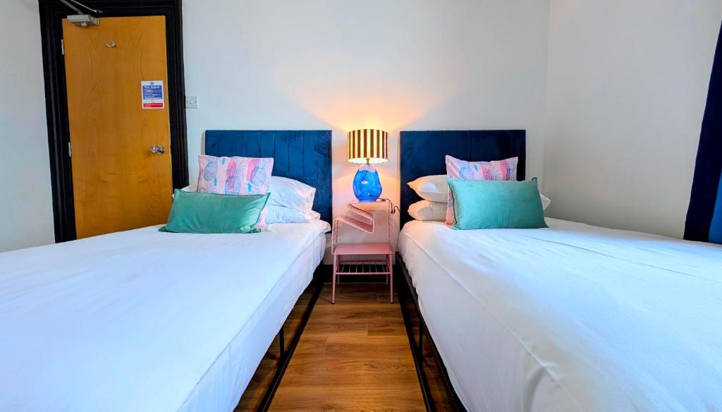 INNit Vibes - Resim 15