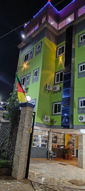 Budova, kde se hotel nachází