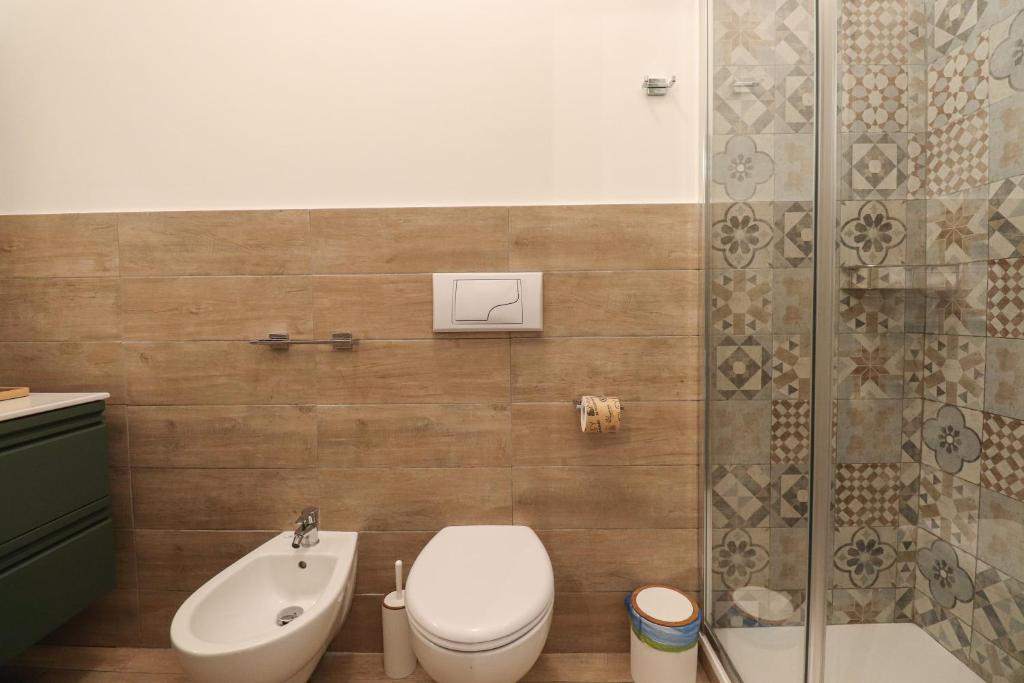 Koupelna v ubytování Re Di Rhome Guest House