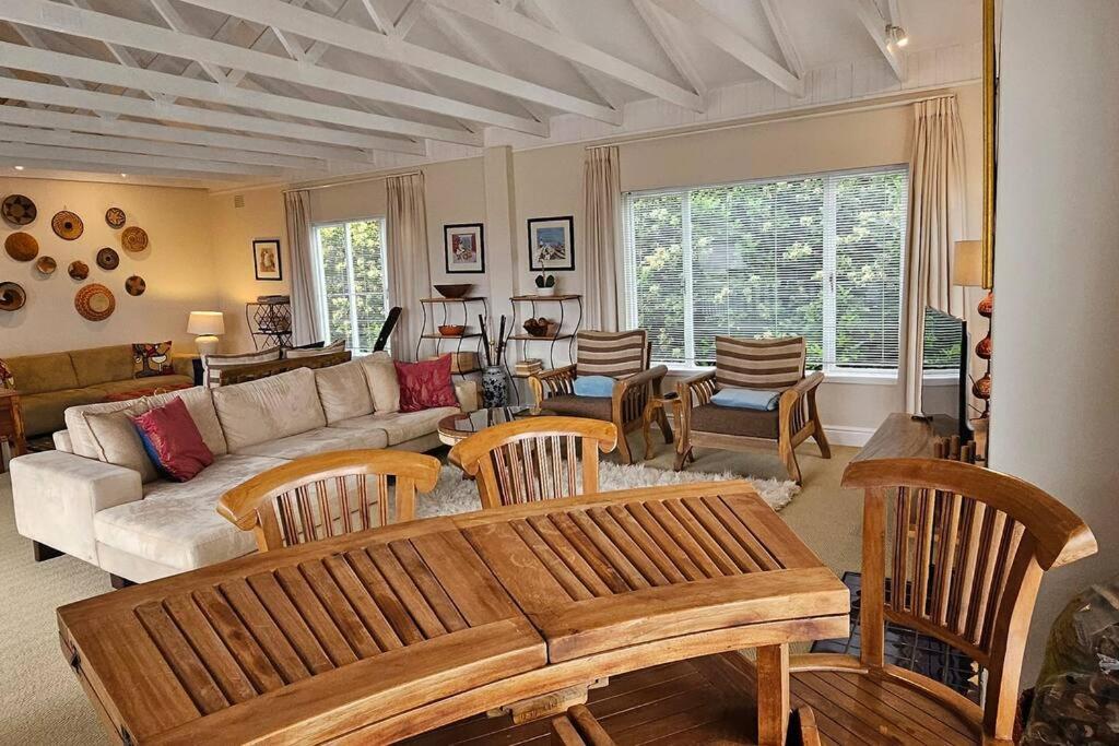 Large 3 x Bedroom Garden Oasis! - Image 14