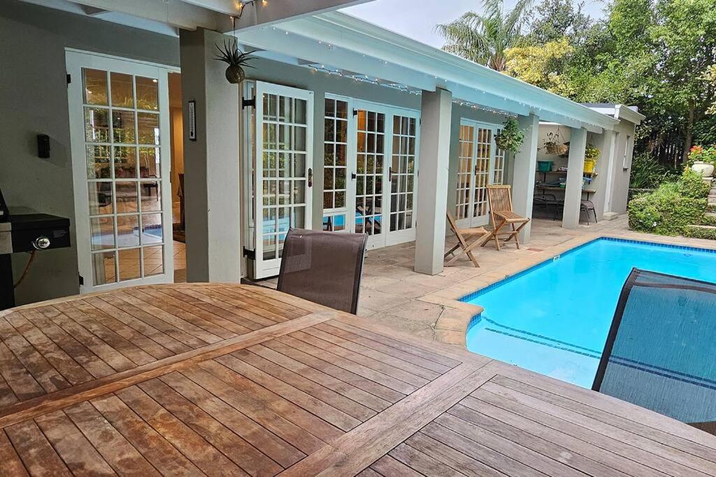 Large 3 x Bedroom Garden Oasis! - Image 16