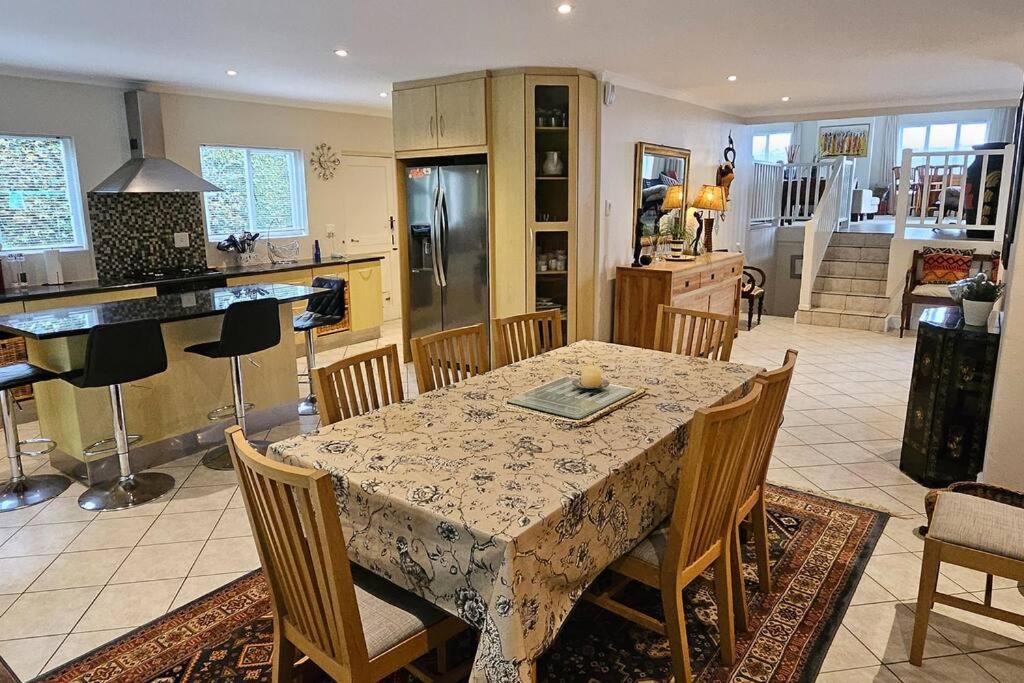 Large 3 x Bedroom Garden Oasis! - Image 27