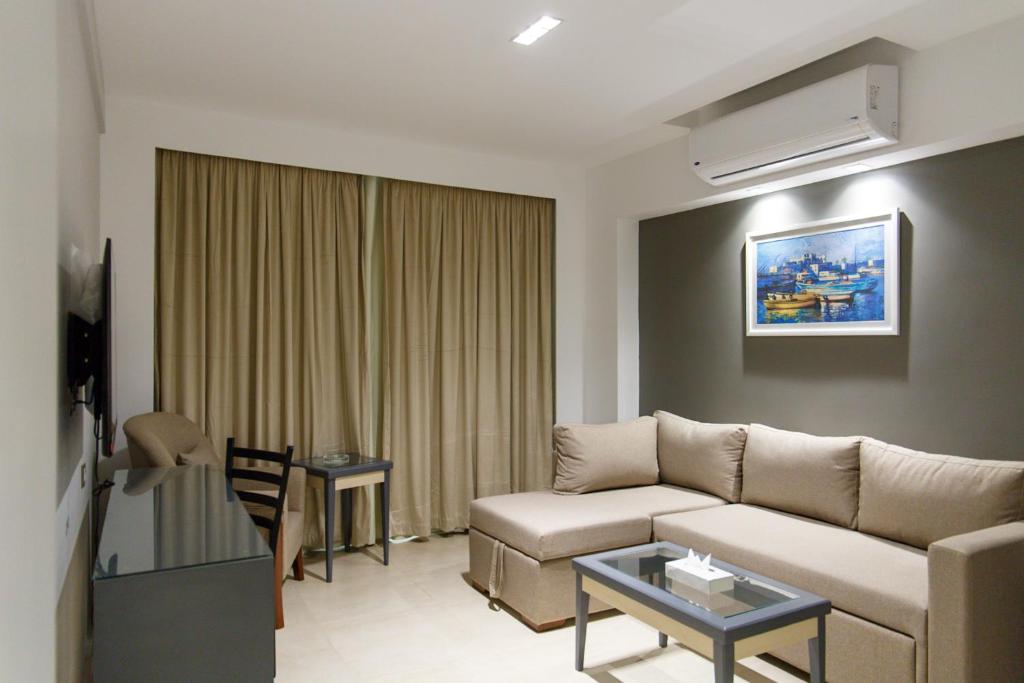 Posezení v ubytování Rhactus House San Stefano