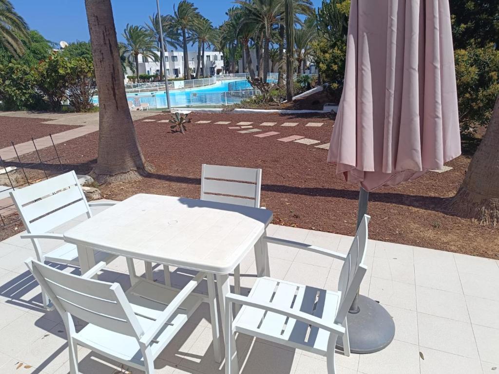 Bazén v ubytování Los Barqueros 23 by Best Holidays Fuerteventura nebo v jeho okolí