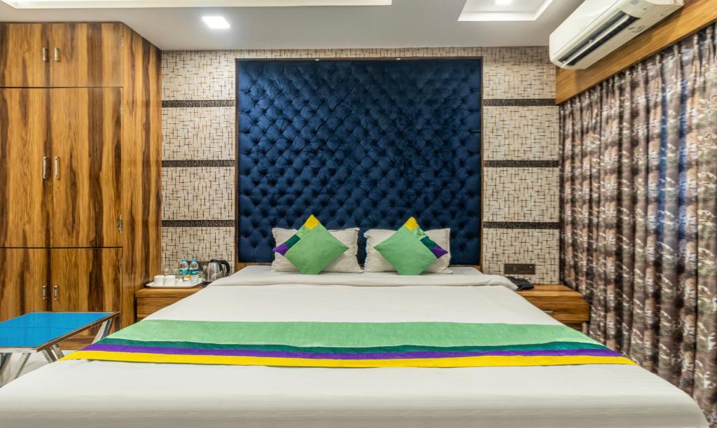 Postel nebo postele na pokoji v ubytování Hotel Orion Crystal