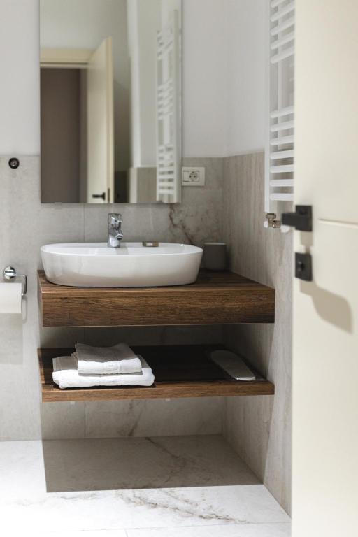 Hotel Ramina - Resim 11