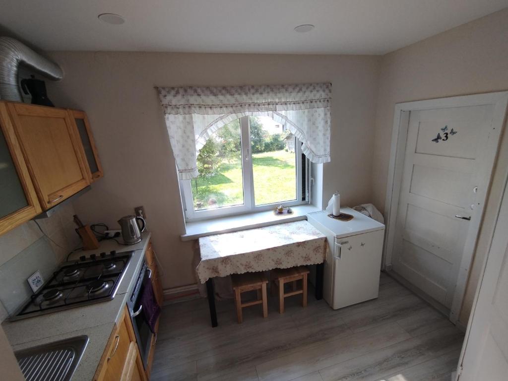 Sweet home - Twin Room With Shared Bathroom