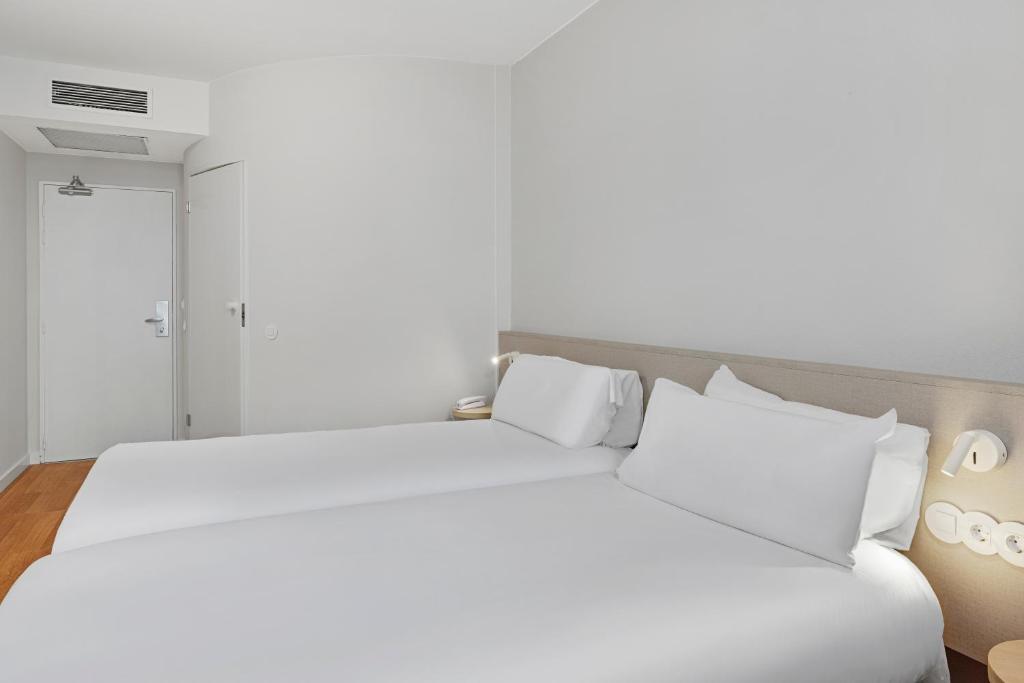 B&B HOTEL Zaragoza Centro - Resim 11