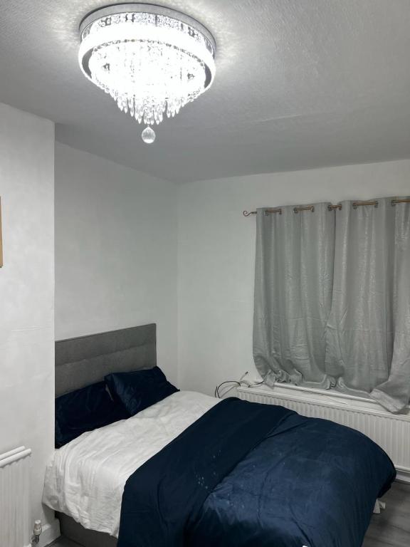 Kosy RoomZ - Double Room With Shared Bathroom