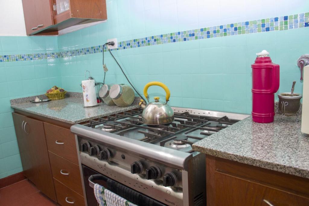 Kuchyň nebo kuchyňský kout v ubytování Casa Mboyeré
