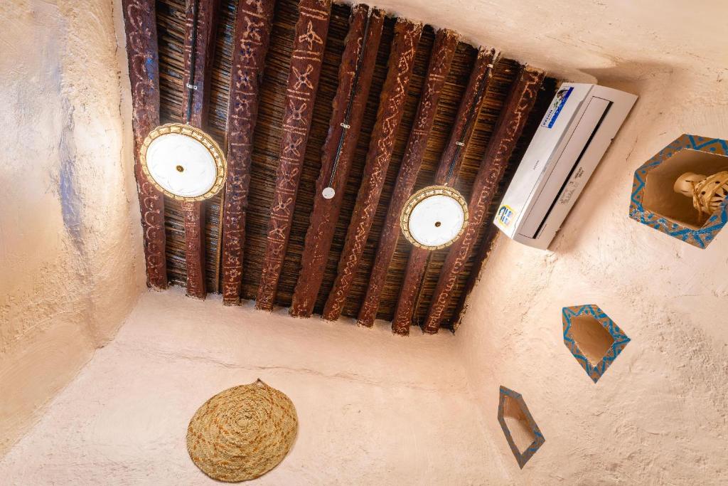 Fotografie z fotogalerie ubytování Manazil Inn نزل المنازل v destinaci Nazvá