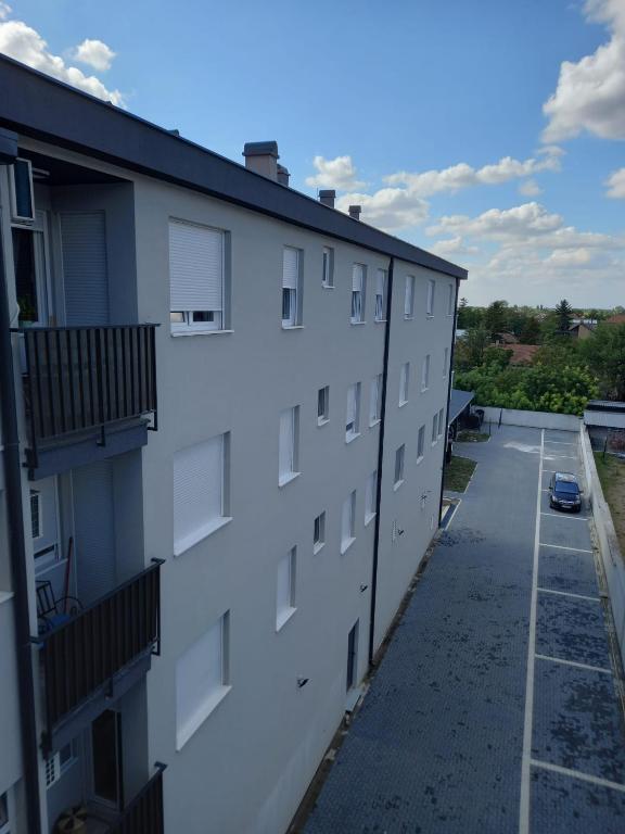 Budova, kde se apartmán nachází