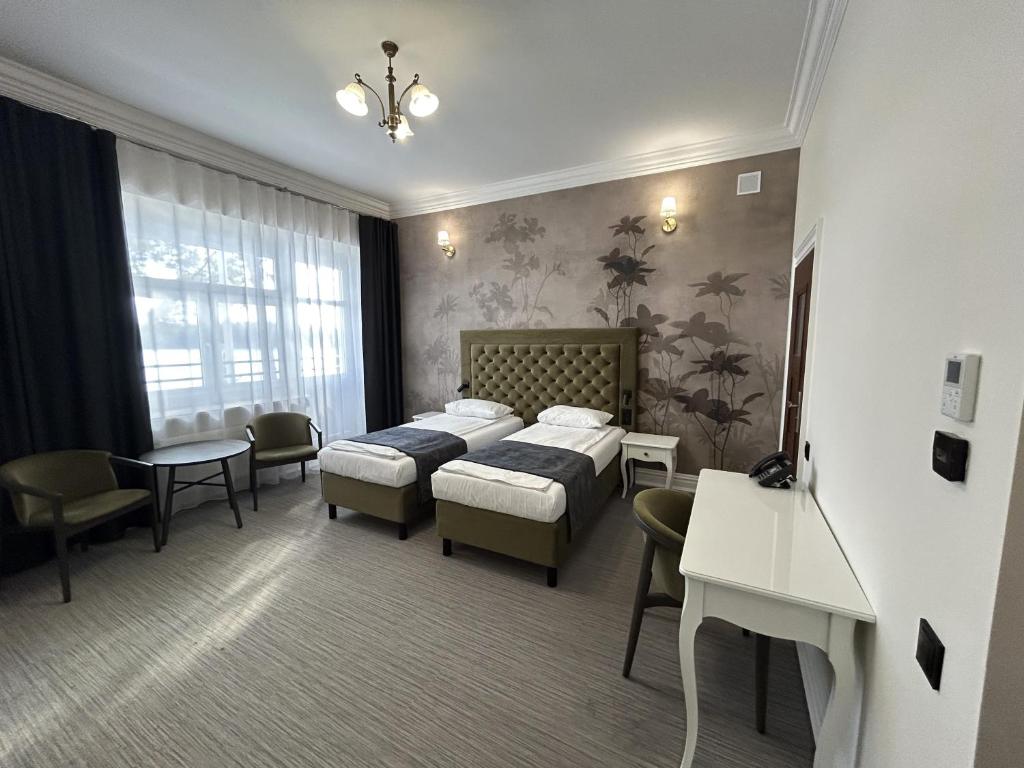 Oficerski Yacht Club - Superior Double Or Twin Room With Garden View