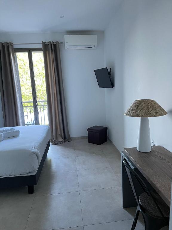 Hôtel du Golfe Pinarello - Double Room With Balcony And Sea View