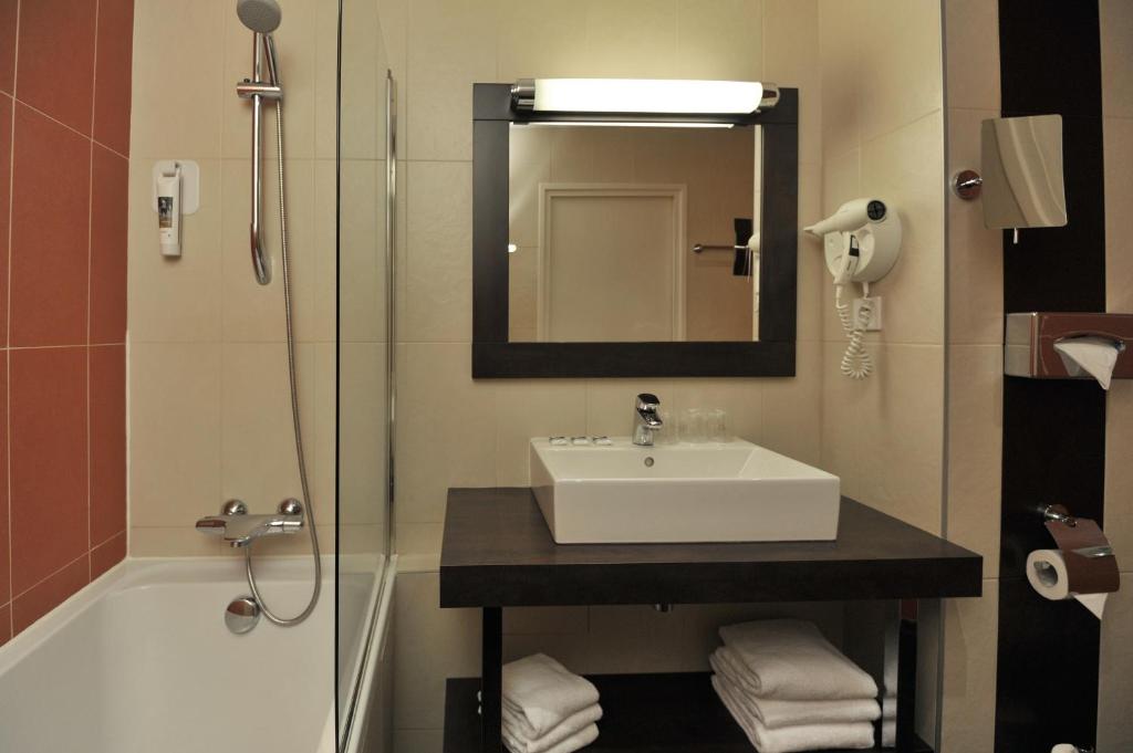 Mercure Maurepas Saint Quentin - Privilege Double Room