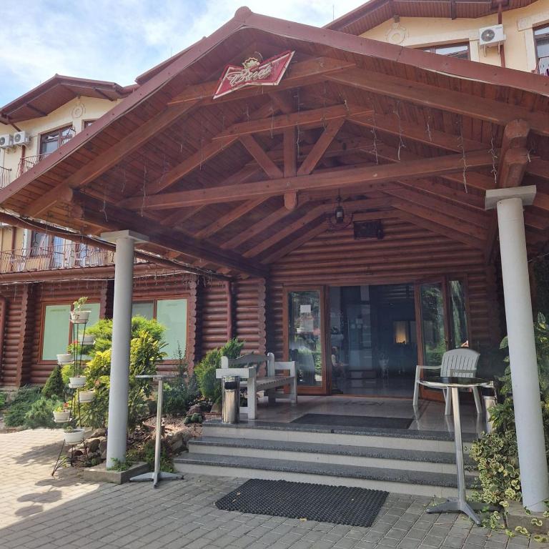 Budova, kde se hotel nachází