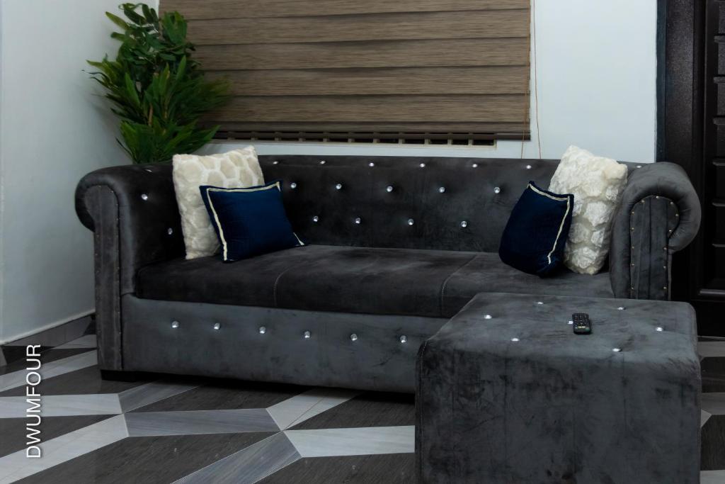 Χώρος καθιστικού στο Caroline Appt-spacious deluxe 2 bedroom appt