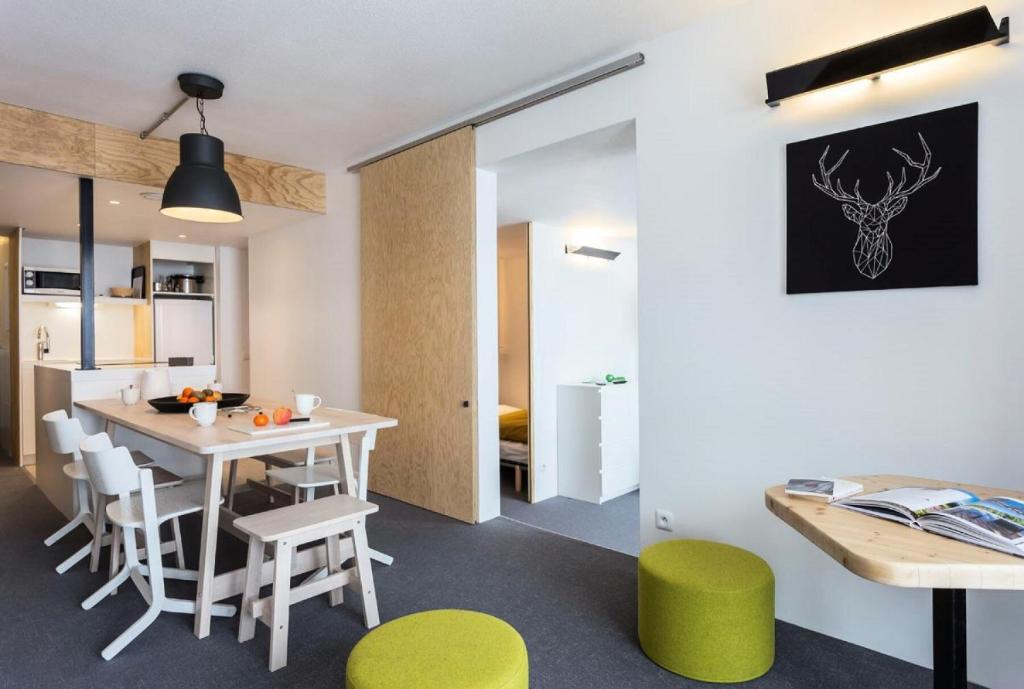 O bucătărie sau chicinetă la Résidence Varet 2 - Appartement 3 pièces 6-7 personnes Varet MAE-7864