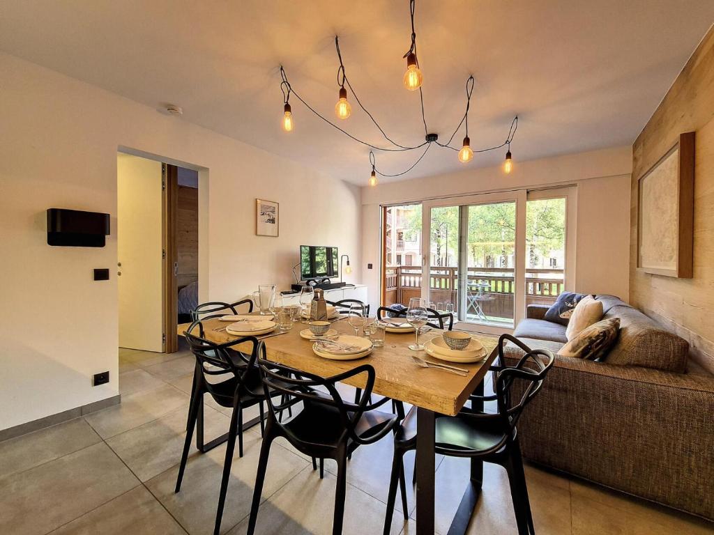 Posezení v ubytování Résidence Balcons De Tougnette - Appartement rénové, moderne & lumineux · Proche des pistes · Balcon MAE-0584