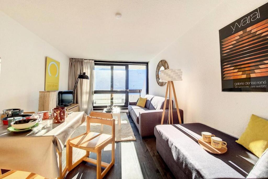 Résidence Tougnette - Appartement spacieux · Départ et retour ski aux pieds · Balcon MAE-3444
