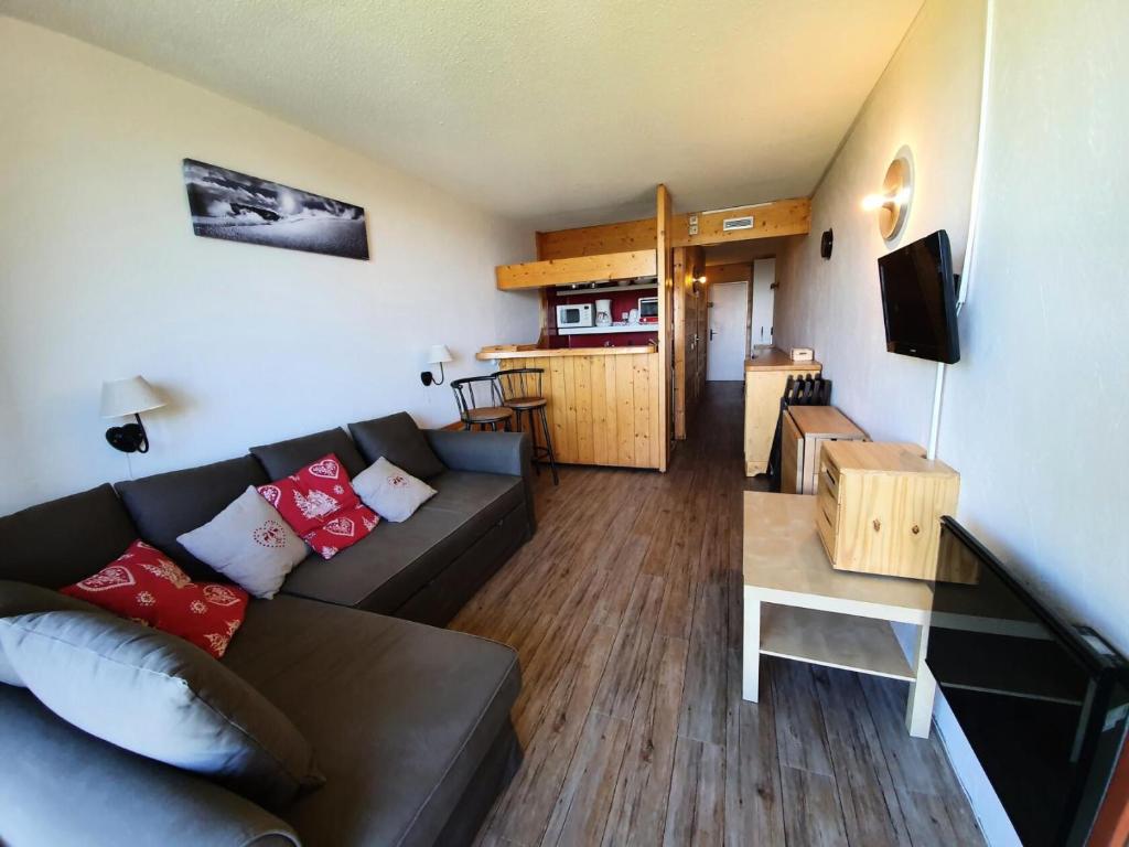 Un televizor și/sau centru de divertisment la Résidence Varet 3 - Studio cabine 4 personnes MAE-5801