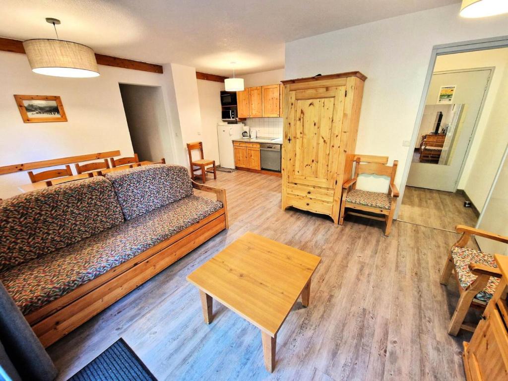 Photo de la galerie de l'établissement Chalets Du Thabor - 4 pièces 6/8 personnes bien situé MAE-7181, à Modane