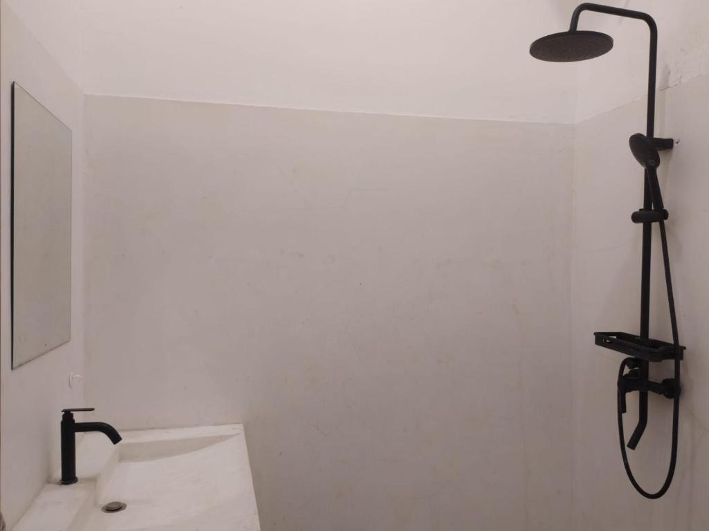 Vannituba majutusasutuses Wanderlust Hostel Mandalika