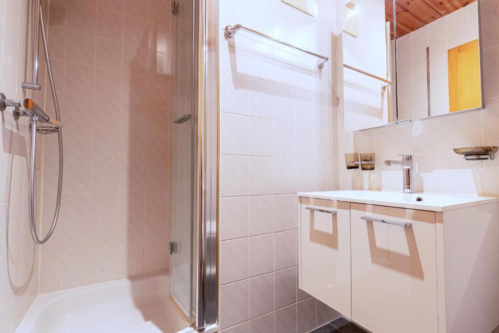 Meinaz W 030 - QUIET apartment 7 pers - Resim 3