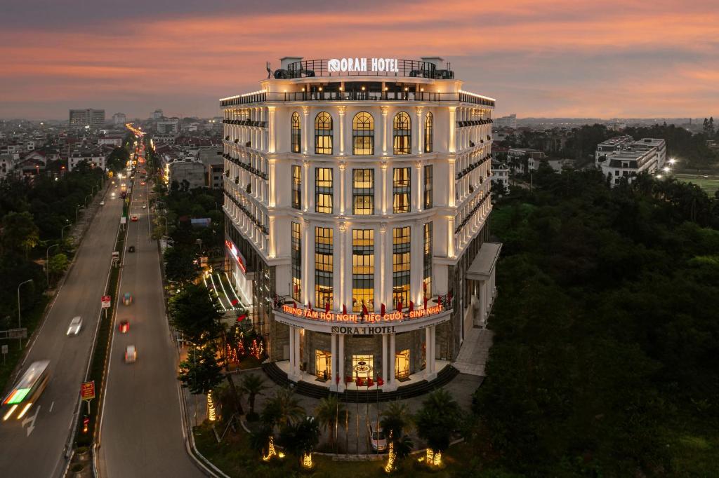 Hotel Near Vinh Yen