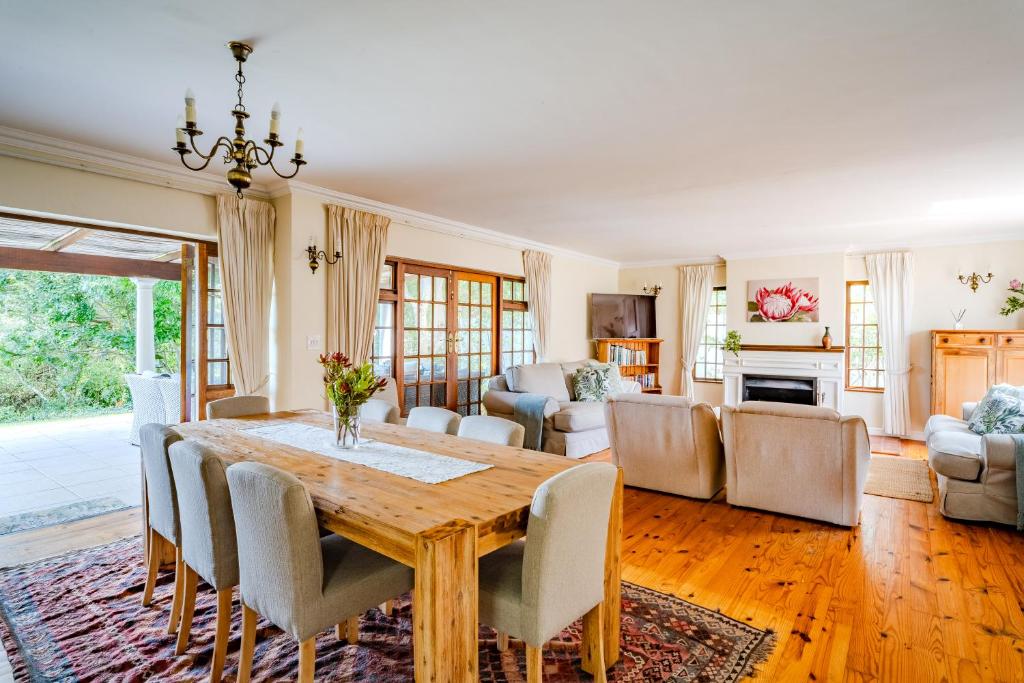 Escape to Paradise in Plett - Back up Electricity - Image 45
