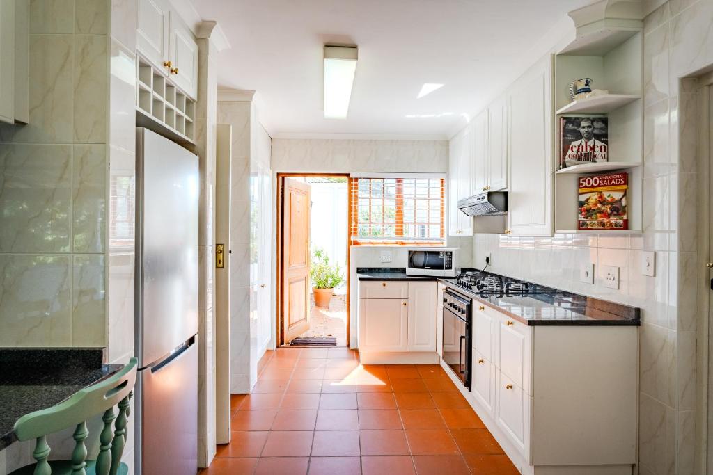 Escape to Paradise in Plett - Back up Electricity - Image 44