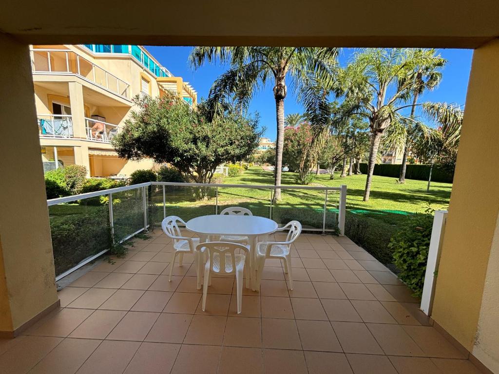 La Riviera bajo-Serviden
