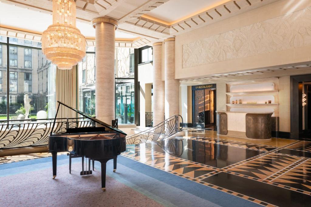 Posezení v ubytování L'Hôtel du Collectionneur Paris