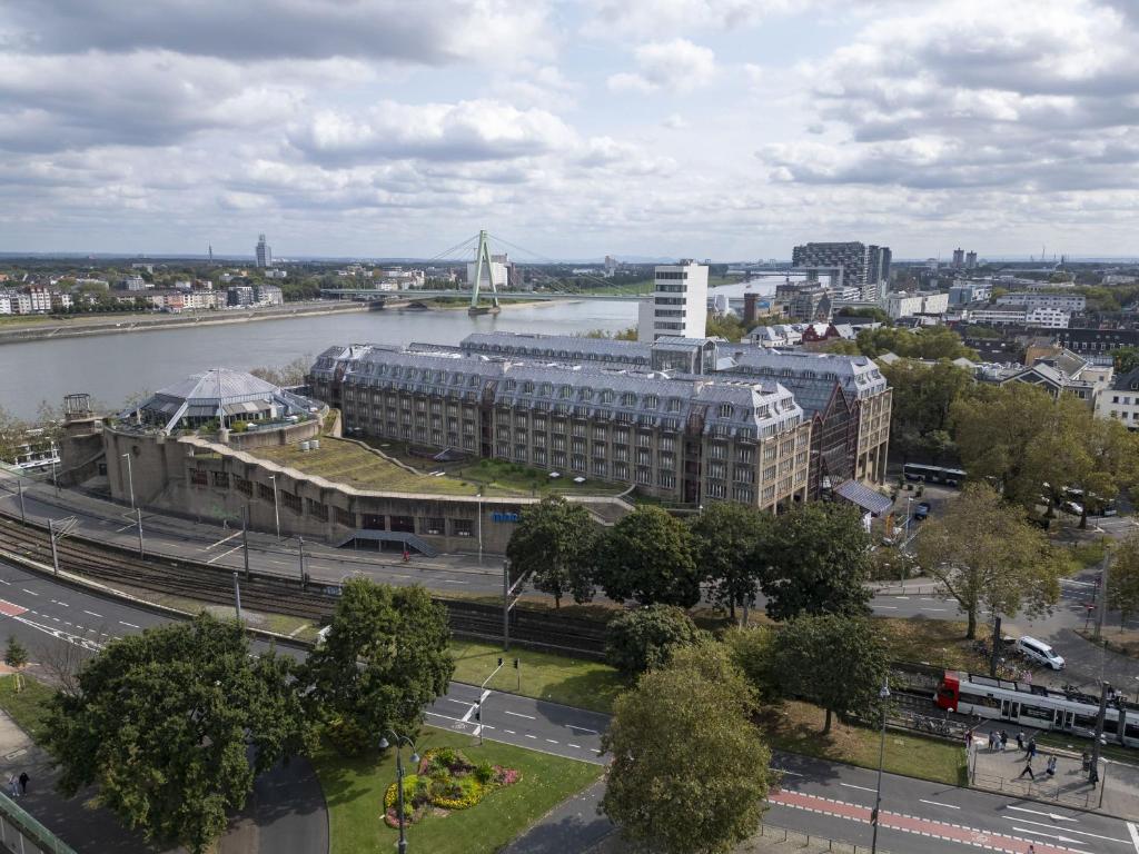 Maritim Hotel Köln - Resim 10